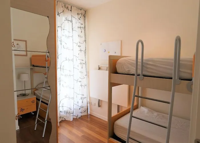 Apartament Quadrilocale Stej Palace